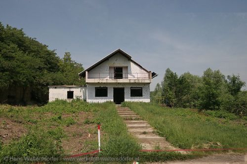 0905-1727