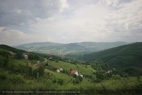 0905-3859