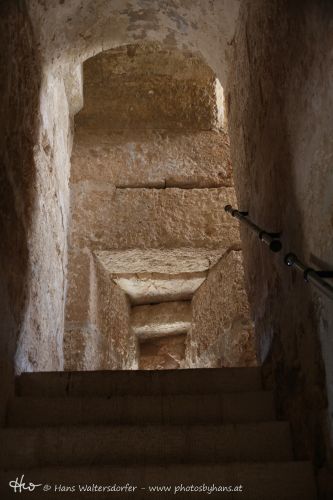 1404-1374